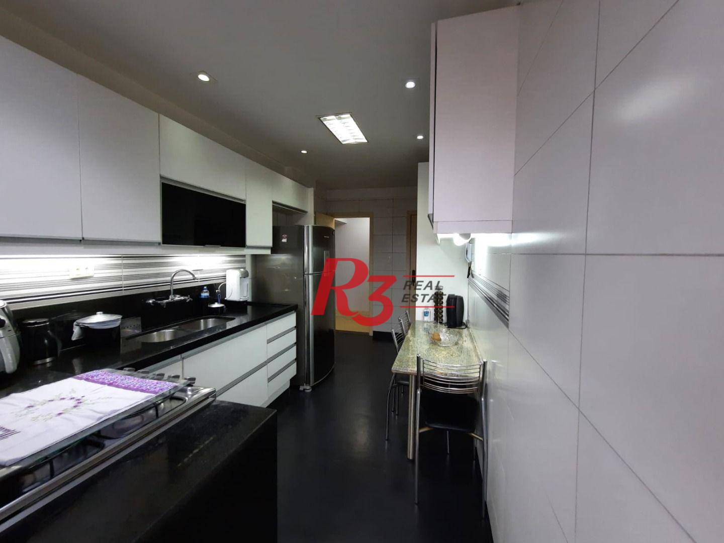 Apartamento à venda com 2 quartos, 78m² - Foto 6