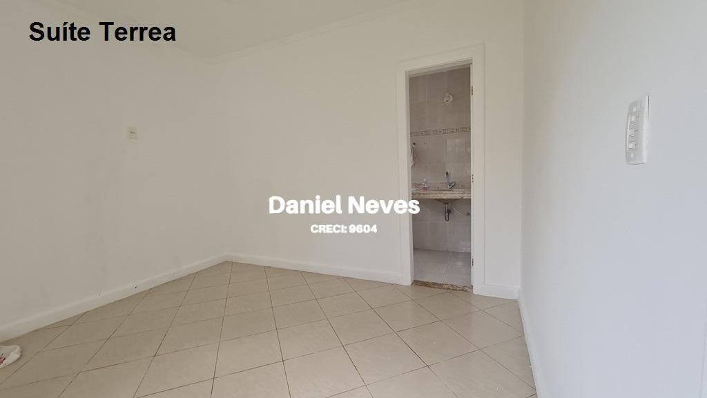 Casa de Condomínio à venda com 4 quartos, 300m² - Foto 10