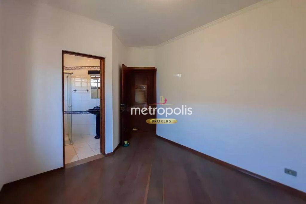 Sobrado à venda com 4 quartos, 243m² - Foto 14