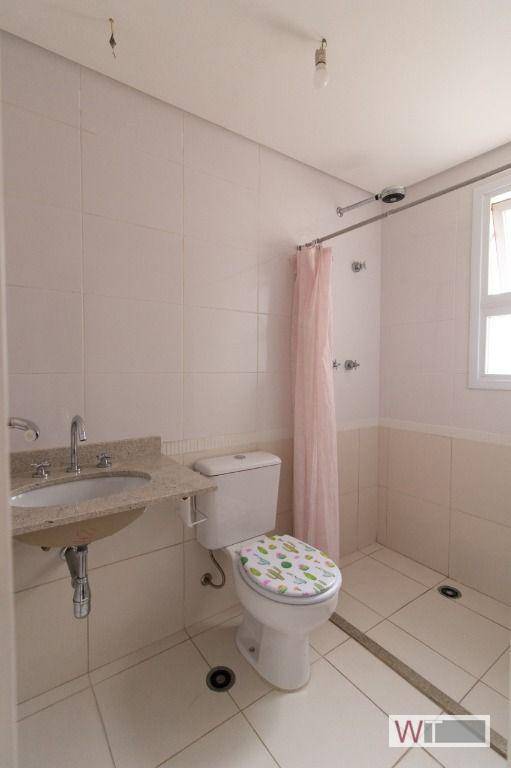 Apartamento para alugar com 3 quartos, 110m² - Foto 9