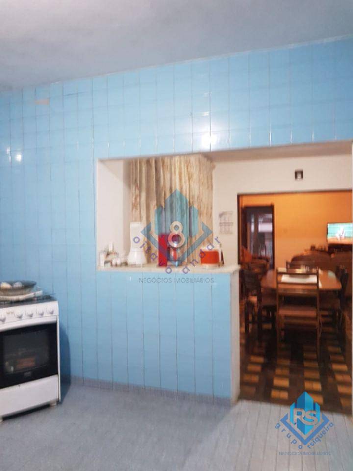 Casa à venda com 2 quartos, 200m² - Foto 10