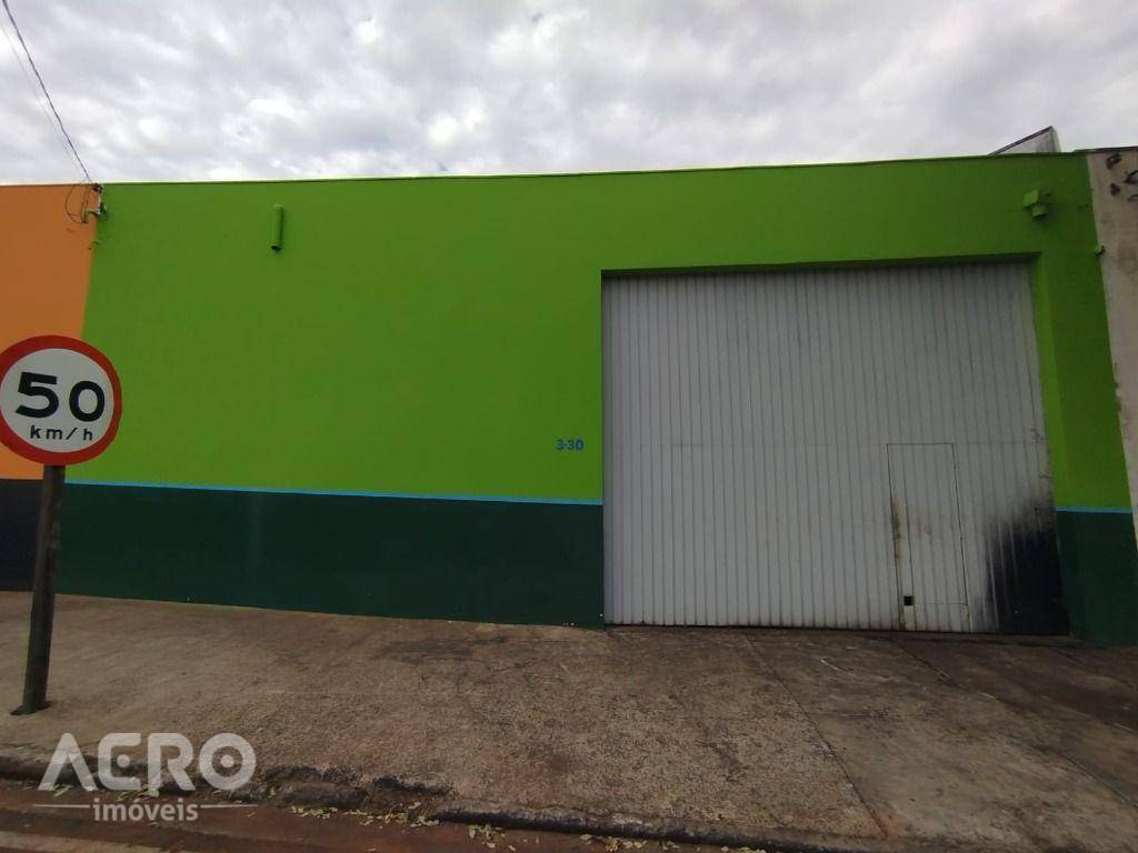 Depósito-Galpão-Armazém para alugar, 180m² - Foto 1