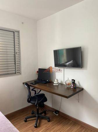 Apartamento à venda com 3 quartos, 47m² - Foto 9