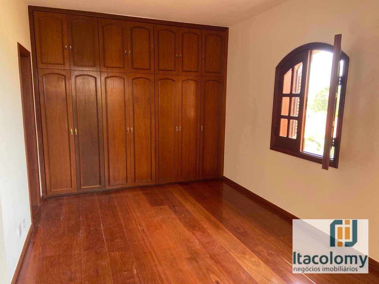 Casa de Condomínio à venda com 4 quartos, 620m² - Foto 15