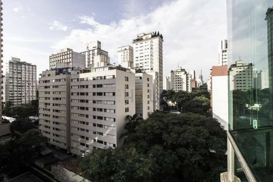 Apartamento à venda com 3 quartos, 231m² - Foto 4