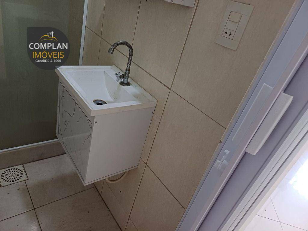 Apartamento à venda com 1 quarto, 38m² - Foto 18