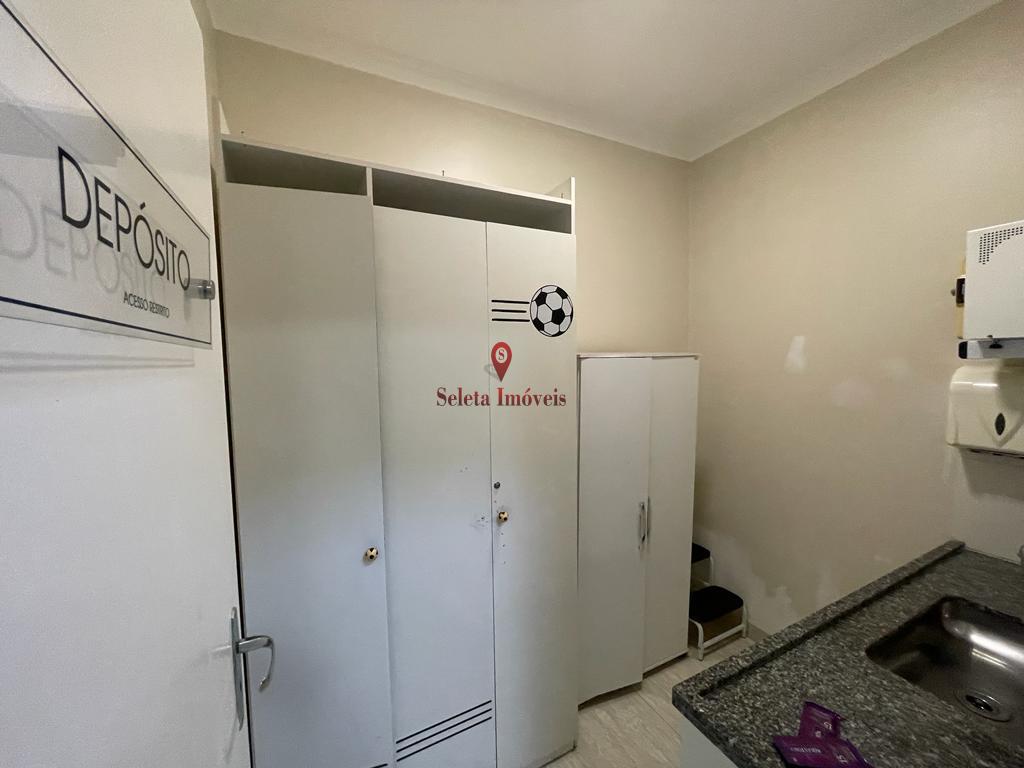 Conjunto Comercial-Sala à venda com 3 quartos, 670m² - Foto 13