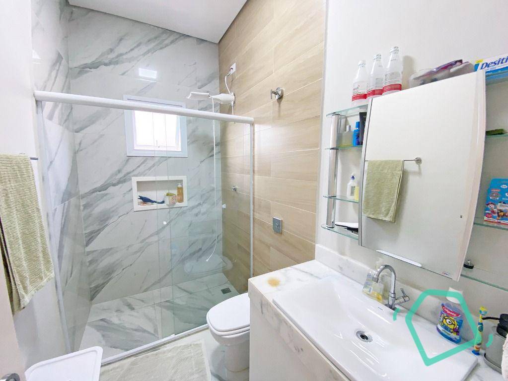 Casa de Condomínio à venda com 3 quartos, 211m² - Foto 14