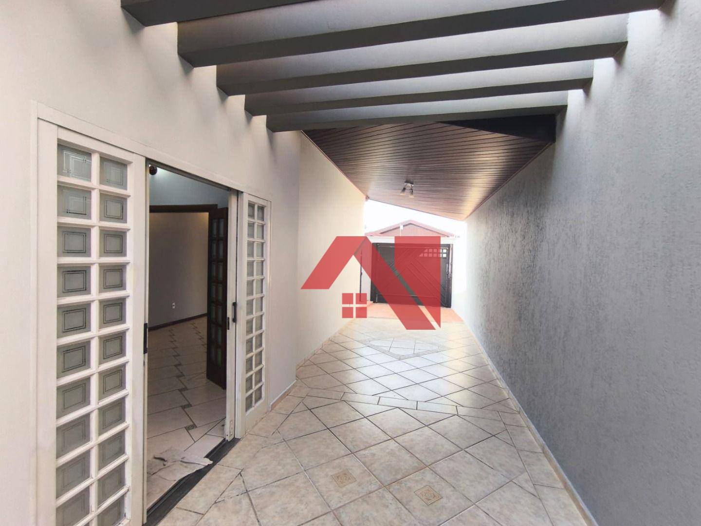 Casa à venda e aluguel com 3 quartos, 218m² - Foto 16