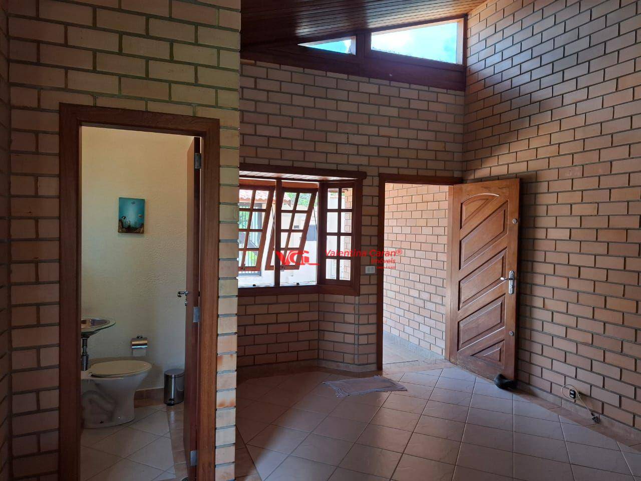 Chácara à venda com 5 quartos, 254m² - Foto 10