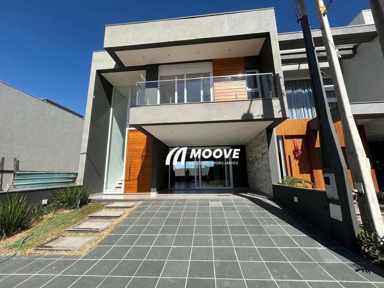 Sobrado, 3 quartos, 180 m² - Foto 1