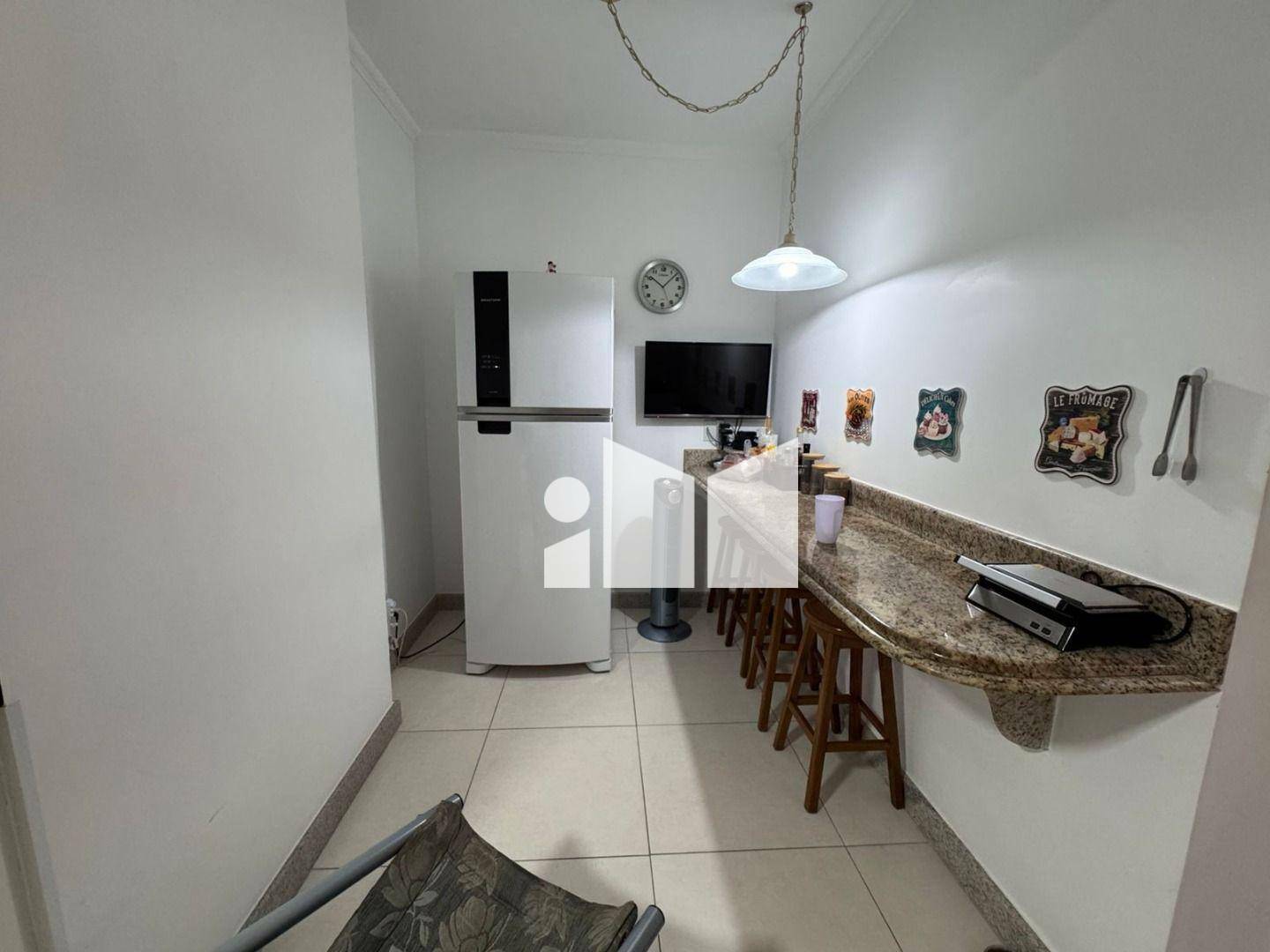 Apartamento à venda com 4 quartos, 159m² - Foto 5