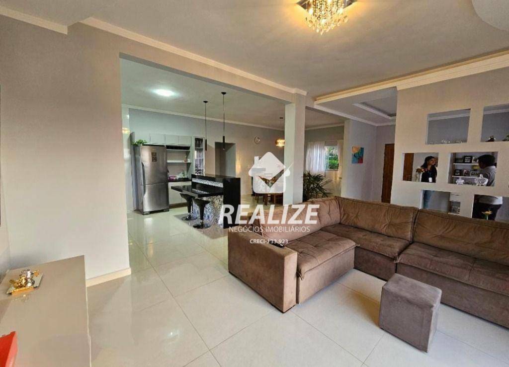 Casa à venda com 5 quartos, 270m² - Foto 23