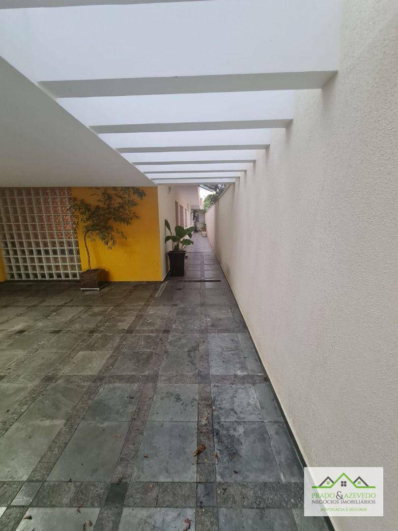 Casa à venda com 4 quartos, 300m² - Foto 30