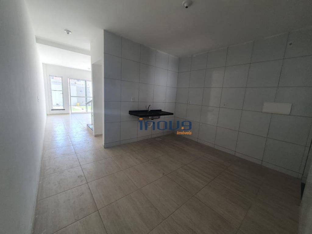 Casa à venda com 3 quartos, 102m² - Foto 5