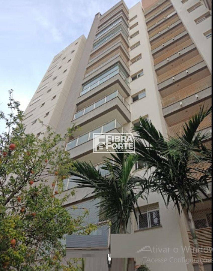 Apartamento para alugar com 3 quartos, 136m² - Foto 1