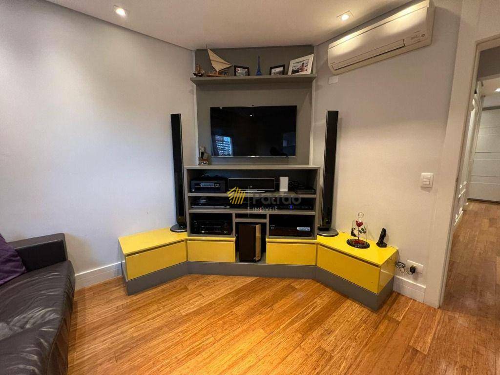 Apartamento à venda com 4 quartos, 255m² - Foto 35