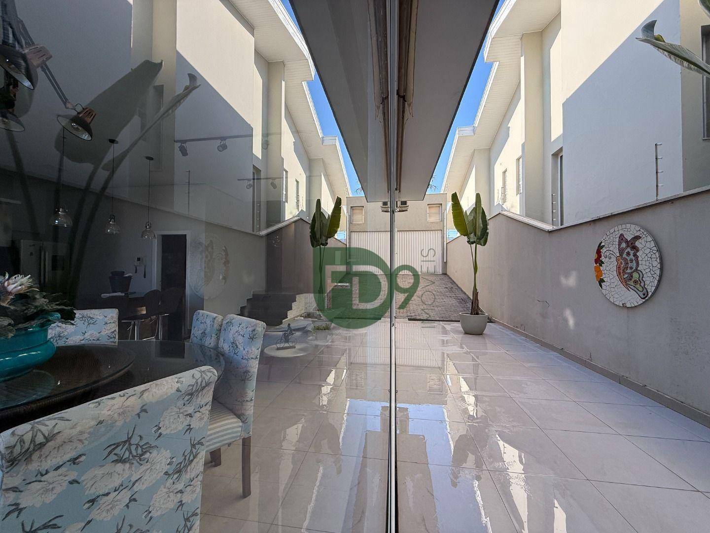 Casa à venda com 3 quartos, 634m² - Foto 12