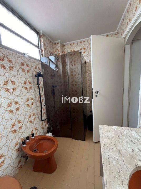 Apartamento à venda com 3 quartos, 200m² - Foto 26