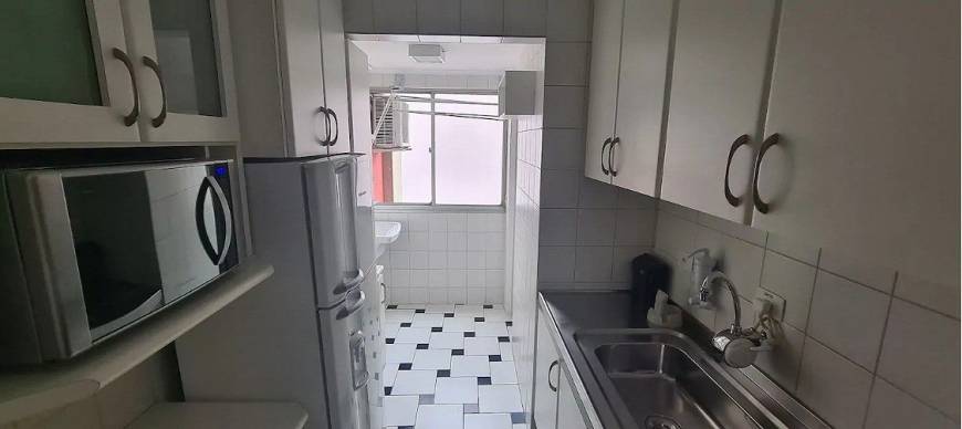 Apartamento à venda com 2 quartos, 70m² - Foto 14