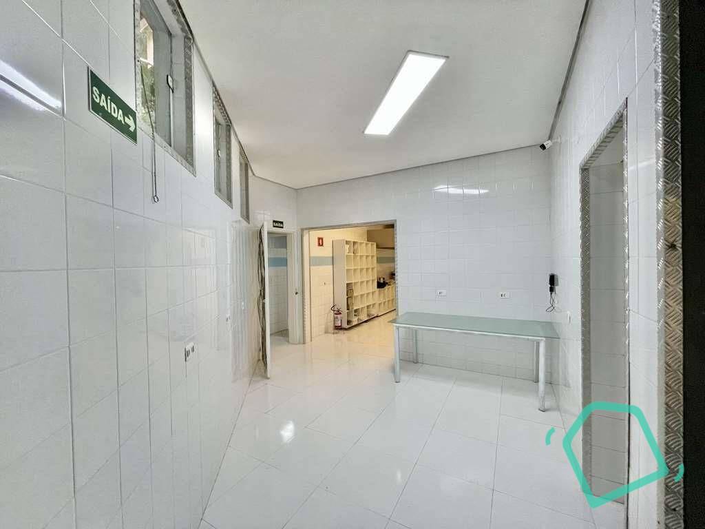 Casa de Condomínio à venda com 4 quartos, 1634m² - Foto 11