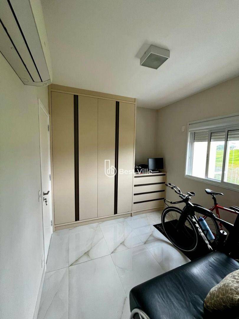 Apartamento para alugar com 3 quartos, 132m² - Foto 25