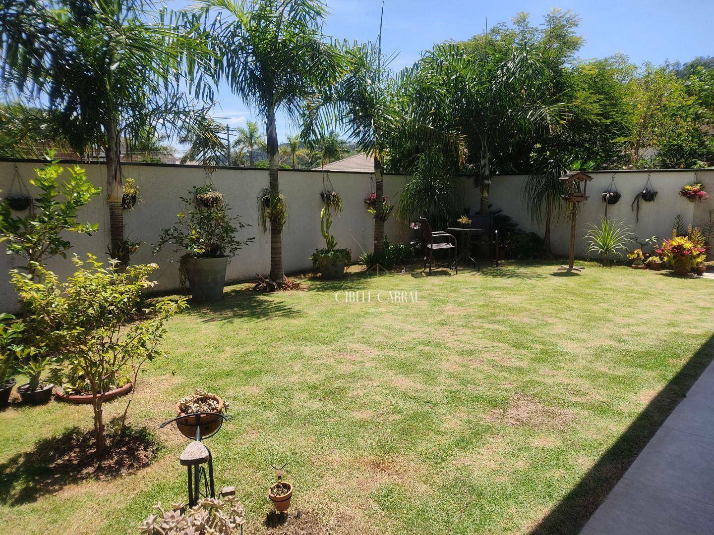 Casa de Condomínio à venda com 3 quartos, 228m² - Foto 24