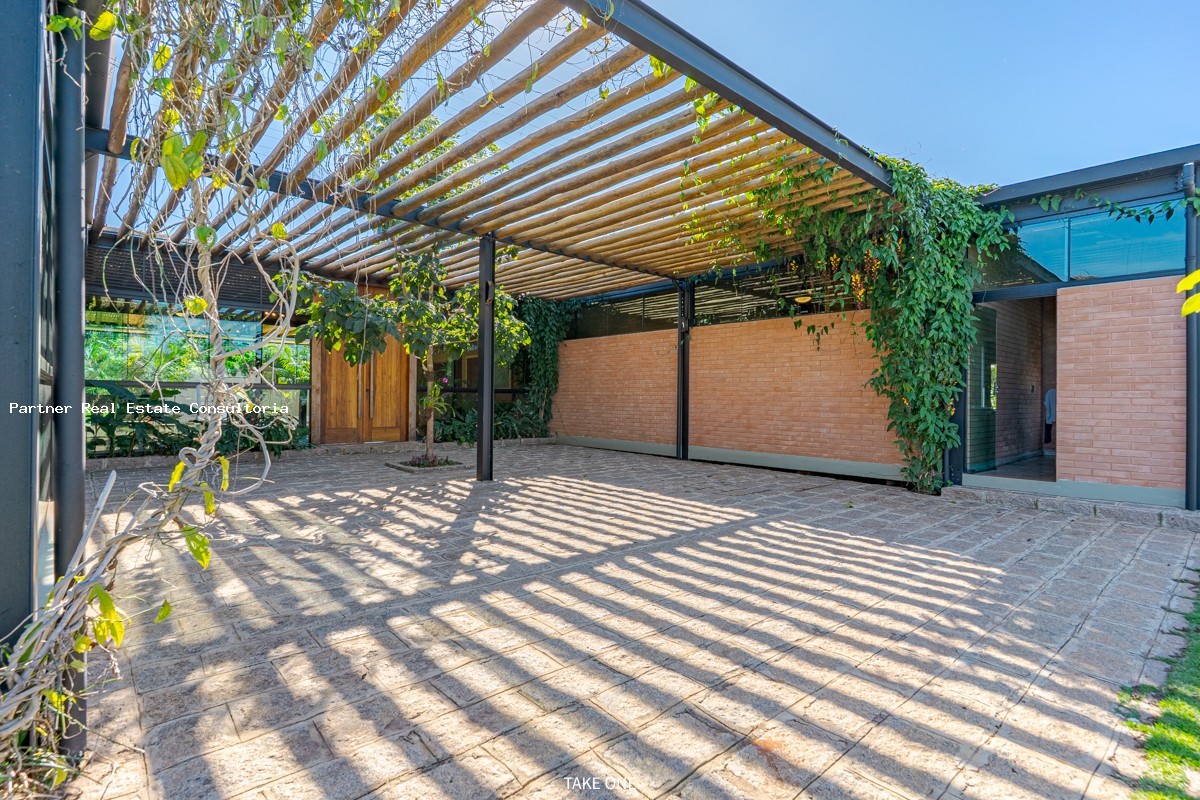 Casa de Condomínio à venda com 4 quartos, 1020m² - Foto 9