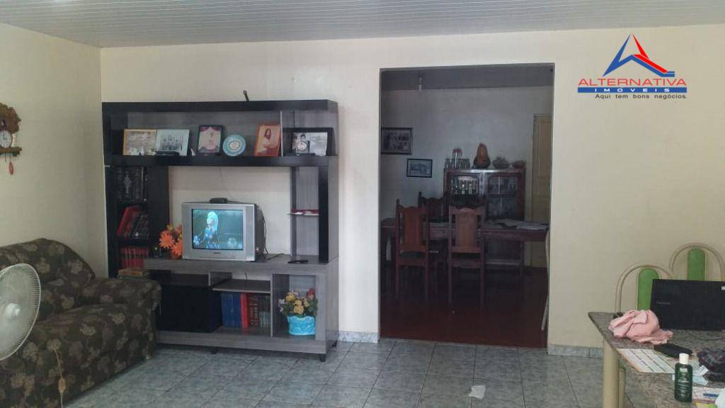 Casa à venda com 6 quartos, 300m² - Foto 5