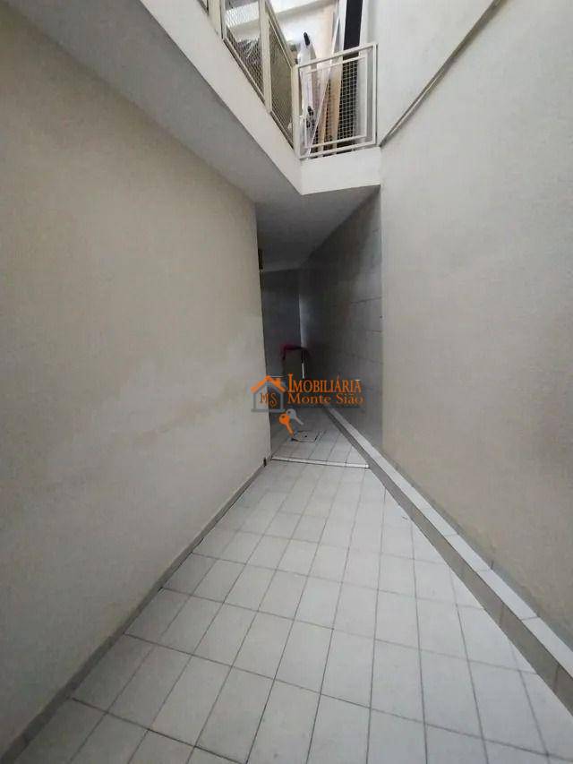 Sobrado à venda com 3 quartos, 303m² - Foto 12