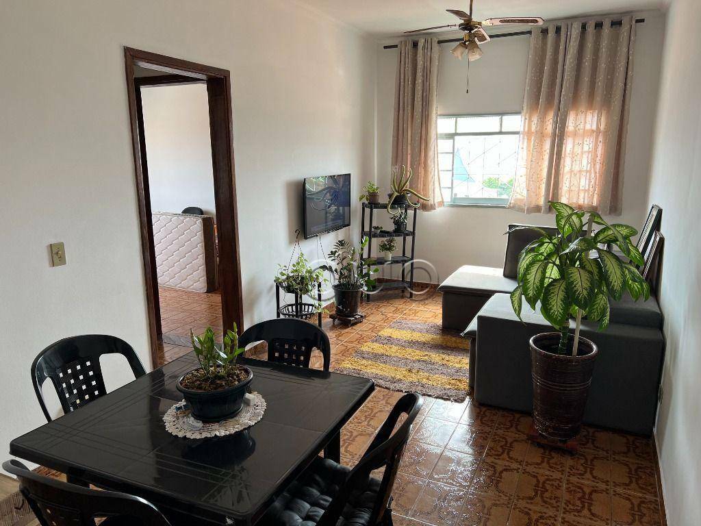 Apartamento à venda com 2 quartos, 67m² - Foto 1