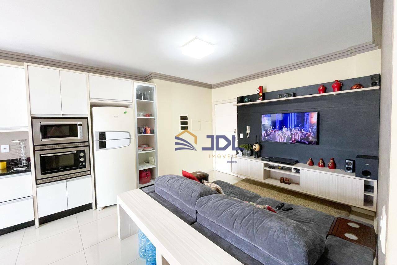 Apartamento à venda com 2 quartos, 74m² - Foto 3