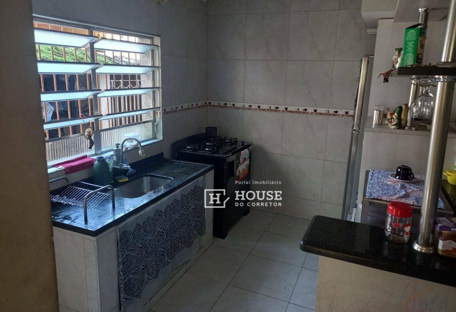 Sobrado à venda com 3 quartos, 300m² - Foto 10