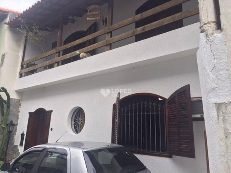 Casa à venda com 4 quartos, 160m² - Foto 13