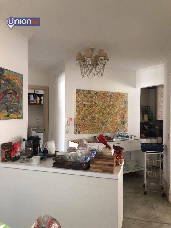 Apartamento à venda com 4 quartos, 181m² - Foto 19