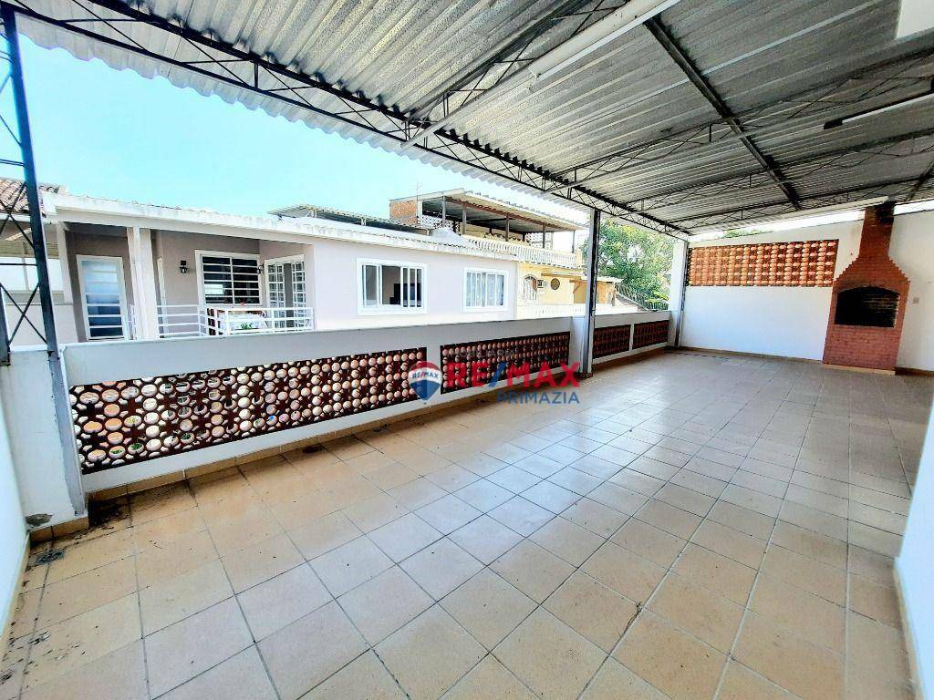 Casa de Condomínio à venda com 4 quartos, 186m² - Foto 3