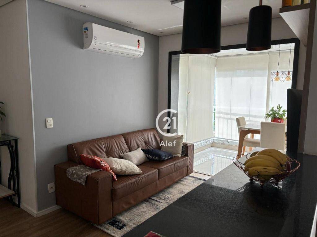 Apartamento à venda com 2 quartos, 62m² - Foto 1