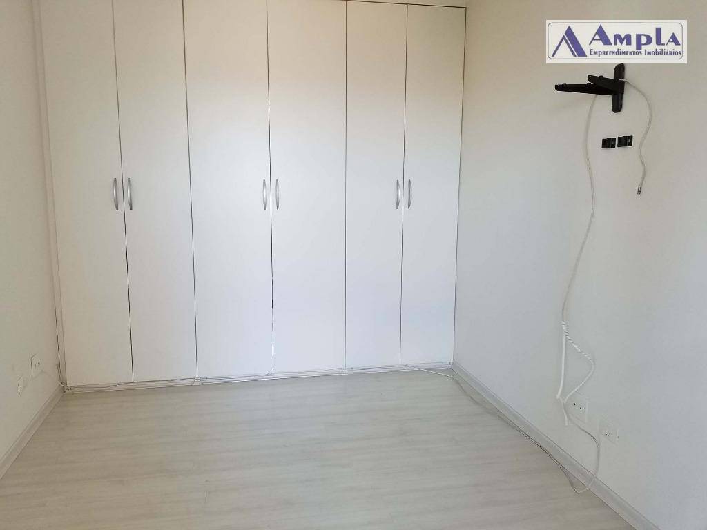 Apartamento para alugar com 3 quartos, 100m² - Foto 12