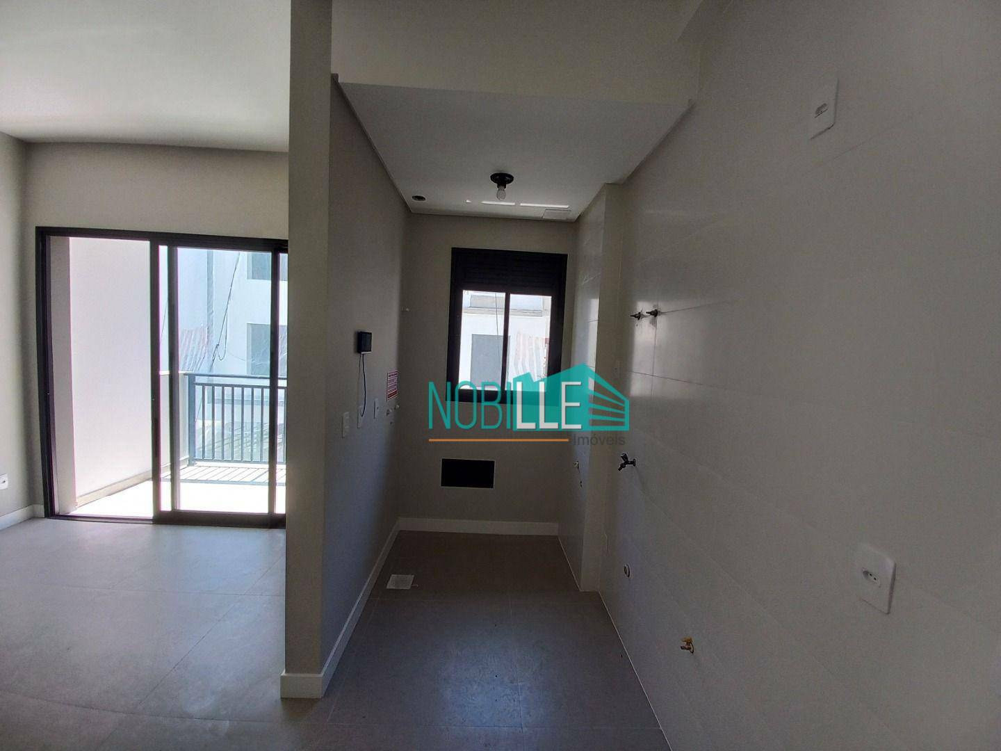 Apartamento à venda com 2 quartos, 68m² - Foto 8