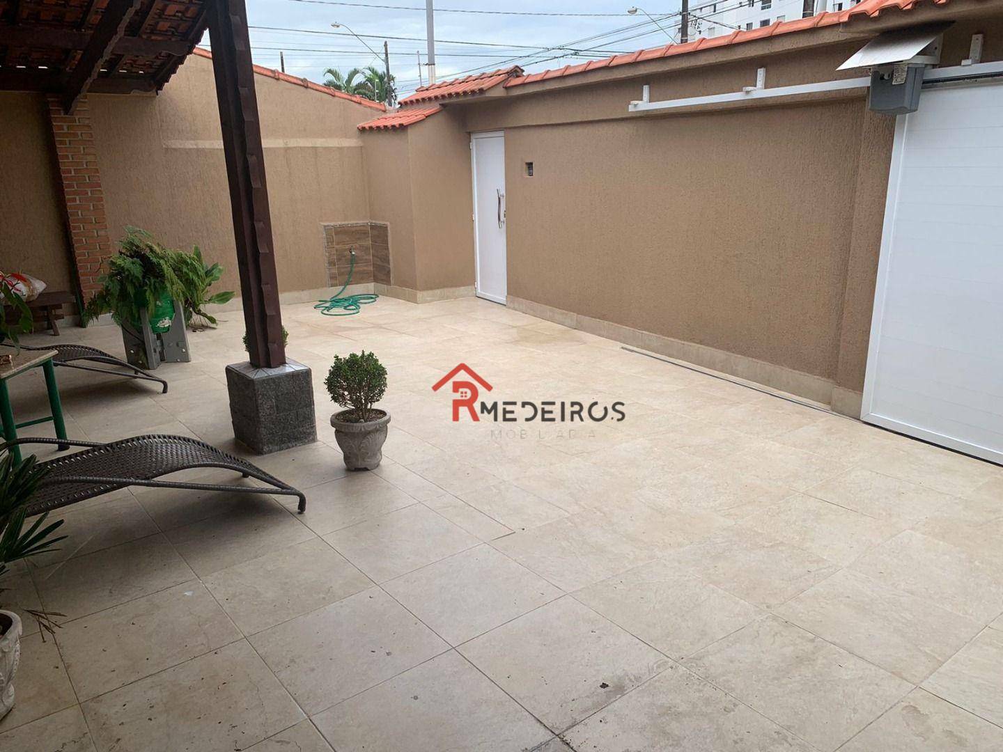 Casa à venda com 2 quartos, 155m² - Foto 3