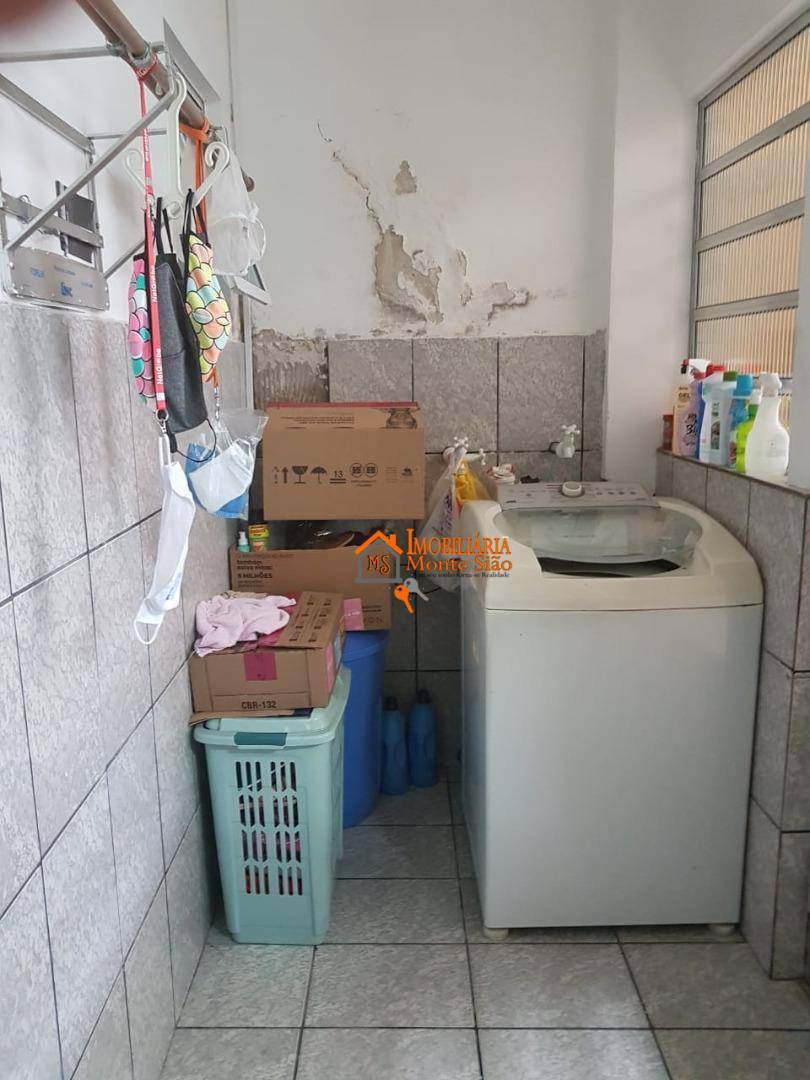 Sobrado à venda com 4 quartos, 250m² - Foto 24