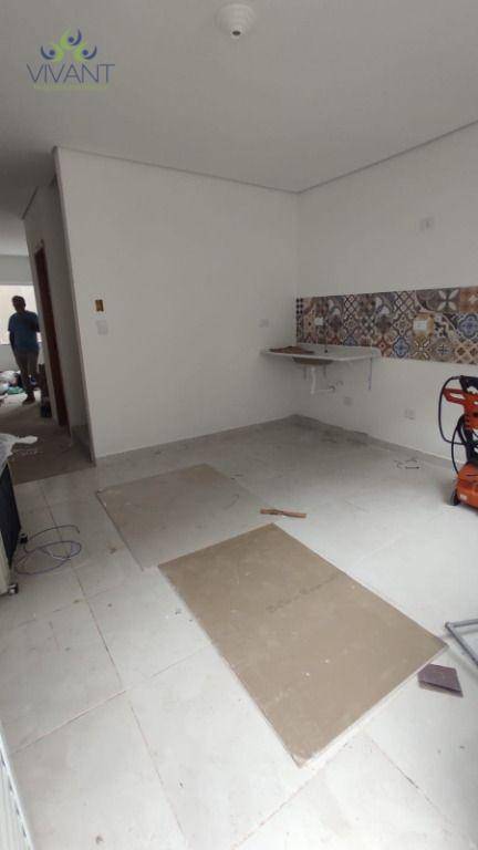 Sobrado à venda com 2 quartos, 75m² - Foto 4