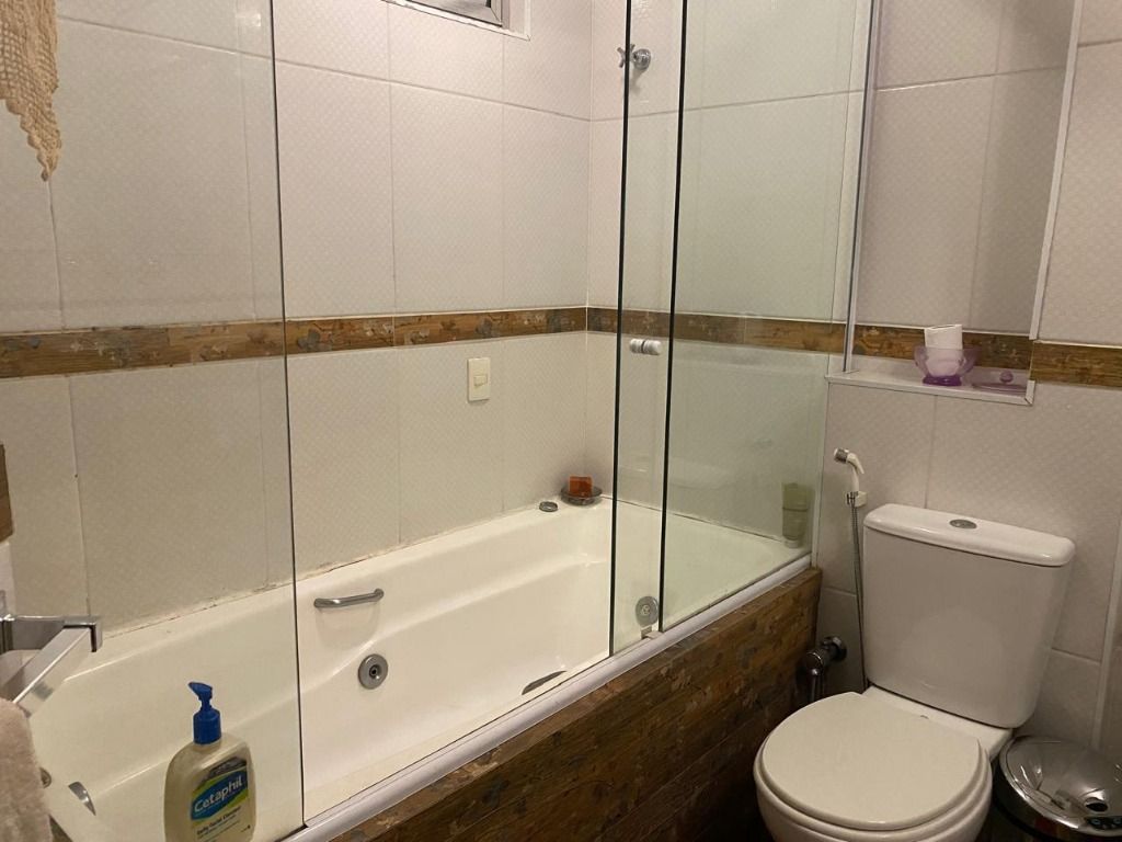 Apartamento para alugar com 2 quartos, 95m² - Foto 25