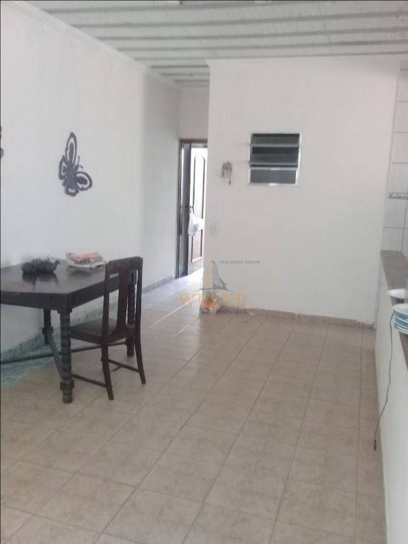 Casa à venda com 3 quartos, 300m² - Foto 11