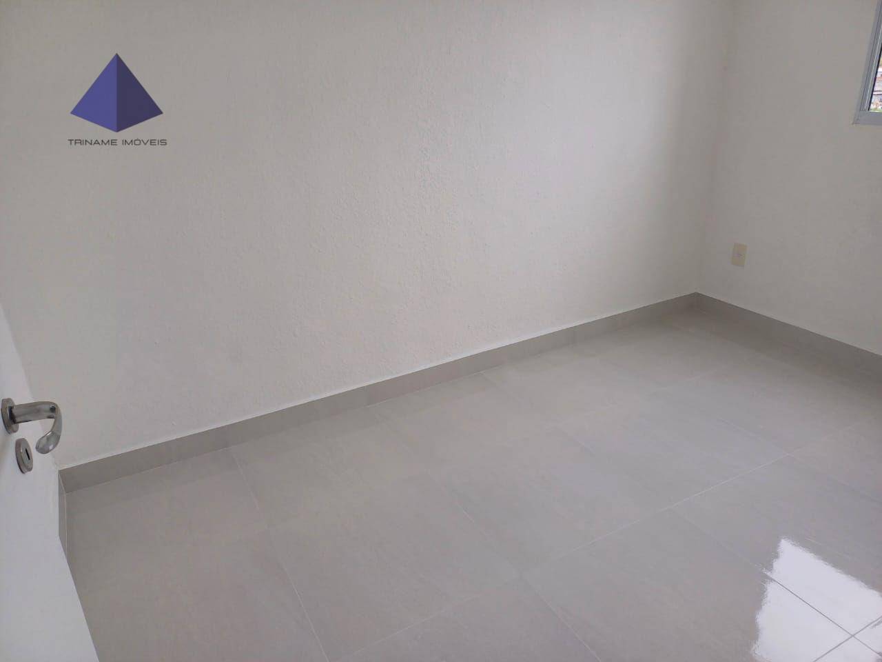 Apartamento à venda com 2 quartos, 42m² - Foto 5