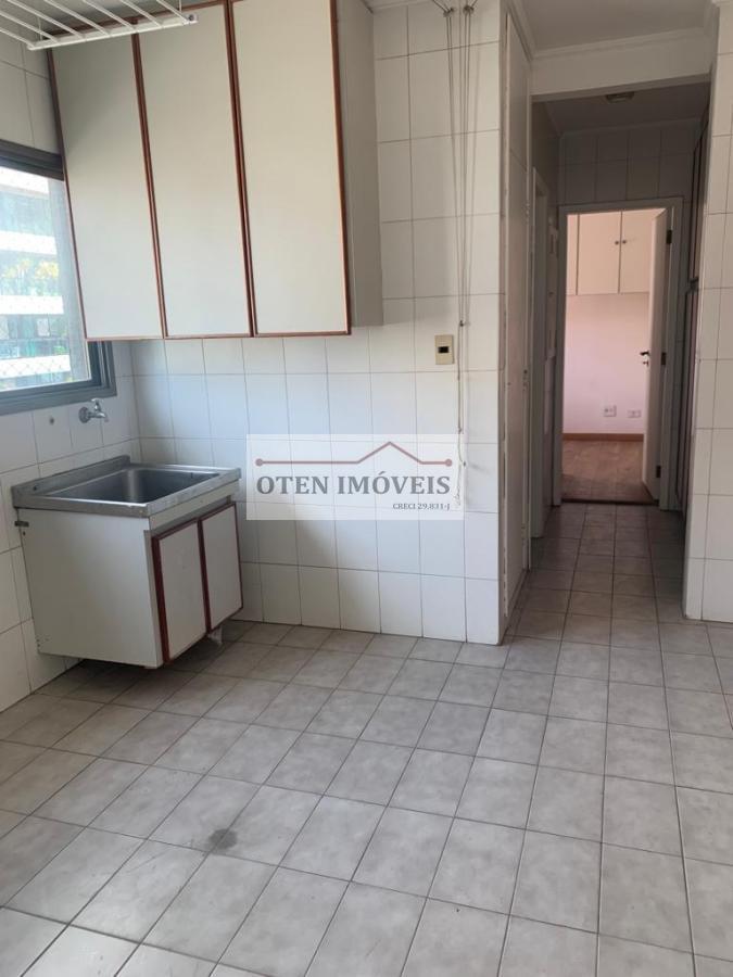 Apartamento à venda com 3 quartos, 192m² - Foto 25