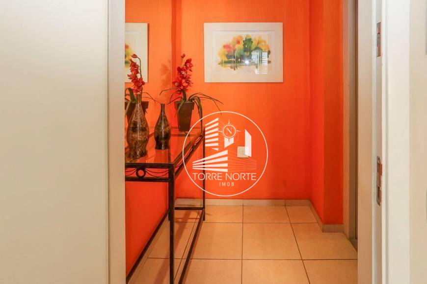 Apartamento à venda com 3 quartos, 137m² - Foto 13