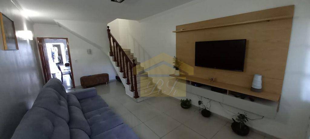 Sobrado à venda com 2 quartos, 120m² - Foto 1