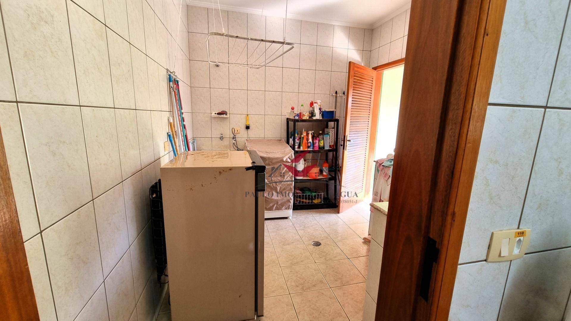 Casa de Condomínio à venda com 5 quartos, 213m² - Foto 11