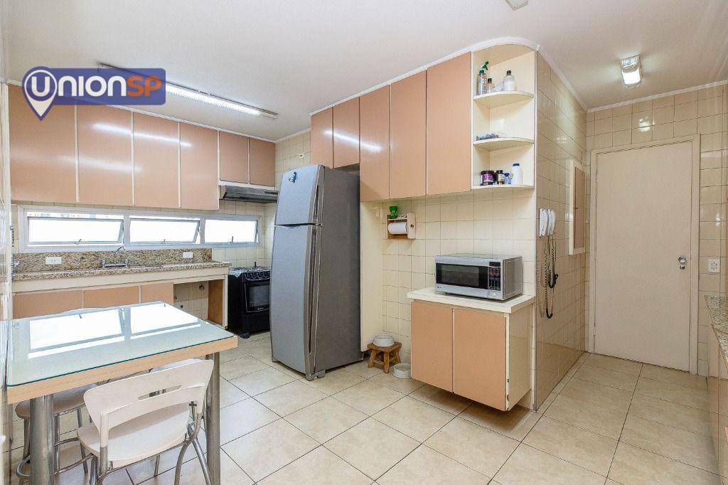 Apartamento à venda com 3 quartos, 122m² - Foto 19